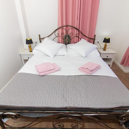Luxury Apartments Iris Мостар Екстериор снимка